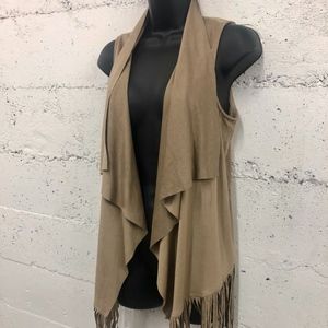 LF SIZE M BOHO FRINGE VEST FAUX SUEDE BEIGE COLOR